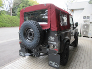 ランドローバー ディフェンダー 90SOFTTOP 2.2Tdci 本革張替 ビルトイン10インチモニター 地デジTV Bモニター 同色ホイール 4人乗り AT換装済 Nox/Pm適合 3ナンバー LEDヘッドライト LEDライト ヘリテイジグリル ヘリテイジ白ロゴマッドフラップ スイングキャリア 背面タイヤ 国内1オーナー 並行輸入車 右ハンドル 記録簿付の中古車