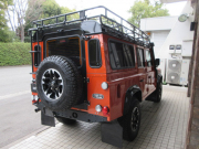 ランドローバー ディフェンダー 110SW 2.2Tdci アドベンチャーエディション 本革 社外ナビ 専用AW 特別限定車 後期最終 セレブレーションシリーズ 世界限定600台 フルカーペット エボニーヘッドライナー EXPEDITIONルーフラック リアラダー シュノーケル アンダーボディプロテクション LEDヘッドライト 背面タイヤ 並行輸入車 右ハンドル 記録簿付の中古車
