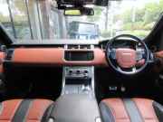 ランドローバー レンジローバーSPORT 5.0V8SC SVR コンビ本革 パノラマSR 純正ナビTV ブラック21AW 新品タイヤ 550PS  デプロイアブルサイドステップ 専用コンビレザーインテリア アクティブスポーツエキゾースト bremboブルーキャリパー 正規ディーラー車 右ハンドル 記録簿付の中古車