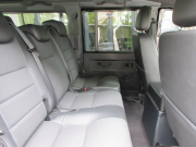 ランドローバー ディフェンダー 110SW 2.2Tdci XS 半革 新品モデューラーホイール＆A/Tタイヤ 7人乗り 後期最終PUMAモデル  AT換装済 Nox/Pm適合 3ナンバー 新品LEDヘッドライト＆レンズKIT フルカーペット施工 アルカンターラルーフライナー 新品ナルディステア 前後マッドフラップ XSサイドランナー 背面タイヤ 並行輸入車 右ハンドル 記録簿付の中古車