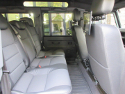 ランドローバー ディフェンダー 110SW 2.2Tdci XS 半革 社外ナビTV 純正Boostホイール 後期最終PUMAモデル 7人乗り Nox/Pm適合 3ナンバー 稀少大人気カラー アルカンターラルーフライニング フルカーペット施工 クリアレンズ 前後マッドフラップ XSサイドランナー 背面タイヤ 並行輸入車 右ハンドル 記録簿付の中古車