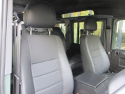 ランドローバー ディフェンダー 110SW 2.2Tdci XS 半革 社外ナビTV 純正Boostホイール 後期最終PUMAモデル 7人乗り Nox/Pm適合 3ナンバー 稀少大人気カラー アルカンターラルーフライニング フルカーペット施工 クリアレンズ 前後マッドフラップ XSサイドランナー 背面タイヤ 並行輸入車 右ハンドル 記録簿付の中古車