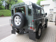 ランドローバー ディフェンダー 90SW 2.2Tdci XS 半革 純正Boostホイール 4人乗り AT換装済 Nox/Pm適合 3ナンバー クリアレンズ 前後ランプガード  チェッカープレート アルカンターラルーフライニング  コンビニエンスパック  前後マッドフラップ  XSサイドランナー 背面タイヤ 並行輸入車 右ハンドル 記録簿付の中古車