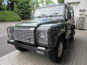 ランドローバー ディフェンダー 90SW 2.2Tdci XS 半革 純正Boostホイール 4人乗り AT換装済 Nox/Pm適合 3ナンバー クリアレンズ 前後ランプガード  チェッカープレート アルカンターラルーフライニング  コンビニエンスパック  前後マッドフラップ  XSサイドランナー 背面タイヤ 並行輸入車 右ハンドル 記録簿付の中古車