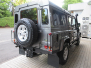 ランドローバー ディフェンダー 110SW 2.4Tdci XS 半革 純正Boostホイール 5人乗り AT換装済 Nox/Pm適合 3ナンバー クリアレンズ 新品F/Rランプガード チェッカープレート シュノーケルkit フルカーペット施工 前後マッドフラップ XSサイドランナー 背面タイヤ 並行輸入車 右ハンドル 記録簿付の中古車