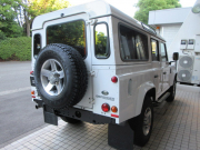 ランドローバー ディフェンダー 110SW 2.2Tdci XS 本革張替 社外2DINナビTV 純正デュアルフィニッシュAW 7人乗り 後期最終PUMAモデル AT換装済 Nox/Pm適合 3ナンバー クリアレンズ バックカメラ デジタルインナーミラー ETC車載器 前後マッドフラップ XSサイドランナー 背面タイヤ 前法人オーナー 並行輸入車 右ハンドル 記録簿付の中古車