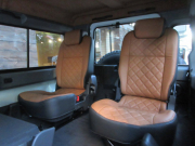ランドローバー ディフェンダー 110SW 2.2Tdci XS 本革張替 社外2DINナビTV 純正デュアルフィニッシュAW 7人乗り 後期最終PUMAモデル AT換装済 Nox/Pm適合 3ナンバー クリアレンズ バックカメラ デジタルインナーミラー ETC車載器 前後マッドフラップ XSサイドランナー 背面タイヤ 前法人オーナー 並行輸入車 右ハンドル 記録簿付の中古車
