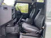 ランドローバー ディフェンダー 90HT 2.2Tdci XS 半革 純正BoostAW 4人乗り Nox/Pm適合 3ナンバー クリアレンズ  アルパインウインドウ 前後マッドフラップ XSサイドランナー 背面タイヤ 並行輸入車 右ハンドル 記録簿付の中古車
