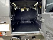 ランドローバー ディフェンダー 110UW 2.2Tdci XS 本革 SawtoothブラックAW 5人乗り AT換装済 Nox/Pm適合 3ナンバー クリアレンズ アルカンターラルーフライニング 前後マッドフラップ サイドランナー 背面タイヤ 並行輸入車 右ハンドル 記録簿付の中古車